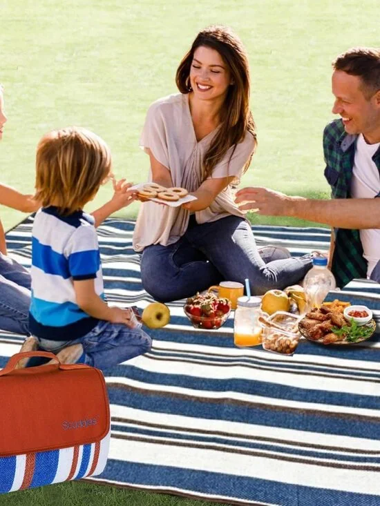 Extra Large Waterproof Picnic Blanket 60" x 60" - Stylish & Soft for Outdoors - Picture 8 of 8